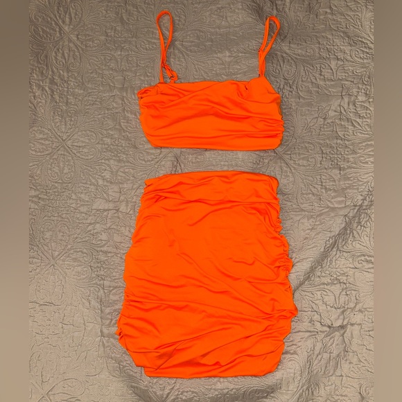 NWOT ruched skirt and cami set - Picture 2 of 4